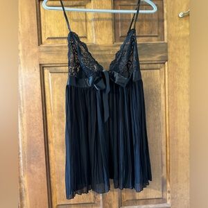 Nwt Victoria’s Secret black babydoll
